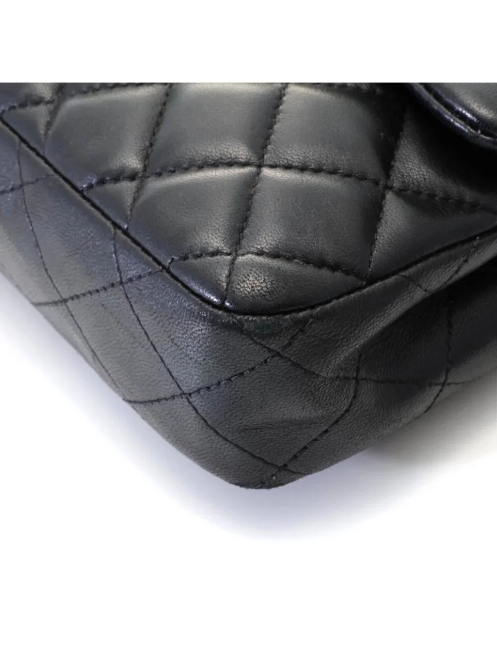 Chanel Quilted Chain Shoulder Black Silver Lambskin Bag